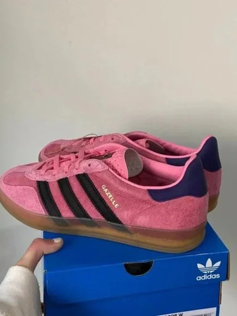 New Adidas Rose Pink Sneaker Women Shoes - Picture 4 of 4